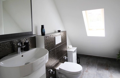 Steinheim Apartamento | Ferienwohnung Hanau Hu03, 75qm, 1 Schlafzimmer, 1 Wohn-/ Schlafzimmer, Max. 5 Personen