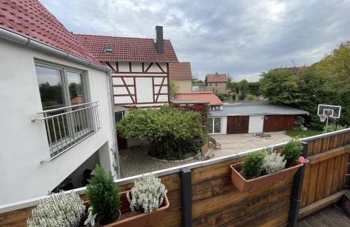 Lobeda-Altstadt Apartamento | Ferienwohnung Happynest