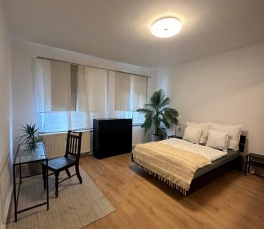 Aue Apartamento | Ferienwohnung Haus Paraschiv