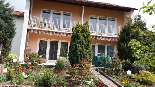 Zirndorf Apartamento | Ferienwohnung Hegenauer