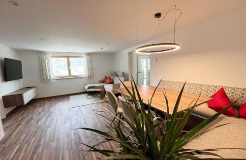 Tschagguns Apartamento | Ferienwohnung Hingucker