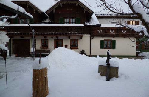 Bad Feilnbach Apartamento | Ferienwohnung "Hoamat" bis 4 Personen, 70 qm, 2 sep. Schlafzimmer, Balkon