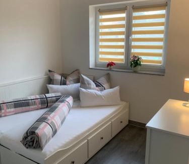 Chursdorf Apartamento | Ferienwohnung im grünen-auf dem Land