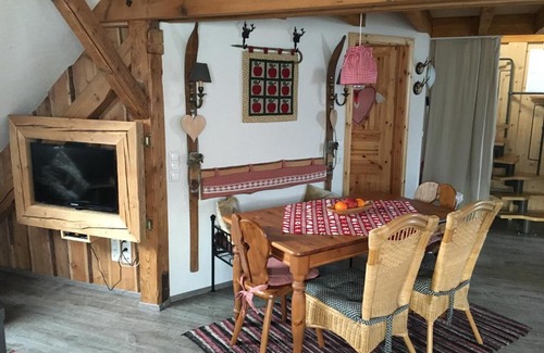 Usseln Apartamento | Ferienwohnung im kleinen Landhaus