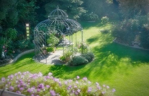 Ebenweiler Apartamento | Ferienwohnung im Rosengarten