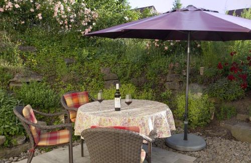 Wiesenbronn Apartamento | Ferienwohnung Im Schiller