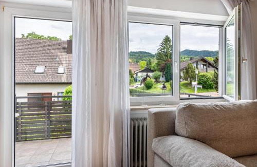Laufen Apartamento | Ferienwohnung in den Bachteln