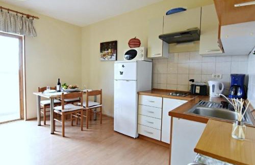 Savudrija Apartamento | Ferienwohnung in Savudrija mit Privatem Garten und Panoramablick