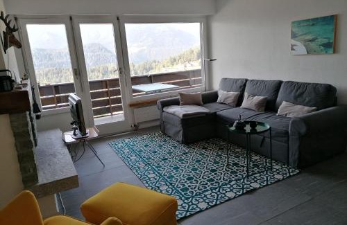 Trin Apartamento | Ferienwohnung in Trin