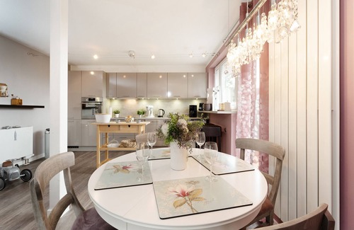 Rettin Apartamento | Ferienwohnung Instenweg 14 Fischhus mit Terrasse in Grömitz