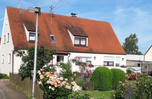 Noerdlingen Apartamento | Ferienwohnung Irmgard
