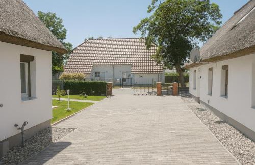 Luetow Apartamento | Ferienwohnung Jasmin - Achterwasser Findling