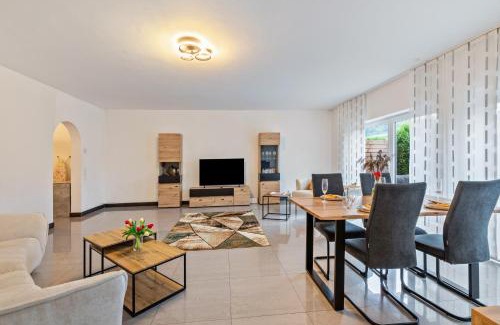 Leonberg Complejo | Ferienwohnung Jasmin
