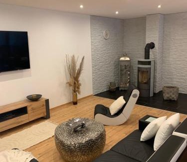 Lauscha Apartamento | Ferienwohnung Körperzeit
