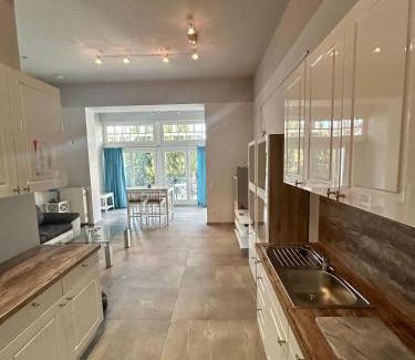 Kuhlungsborn Ost Apartamento | Ferienwohnung Kühlungsborn - Strand, Park und Wald