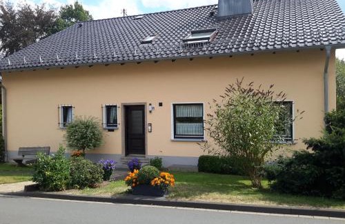 Dahlbruch Apartamento | Ferienwohnung Karin Vogel
