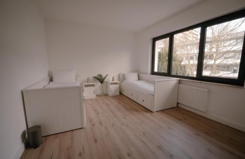 Harleshausen Apartamento | Ferienwohnung Kassel mit Ladesäule & Balkon