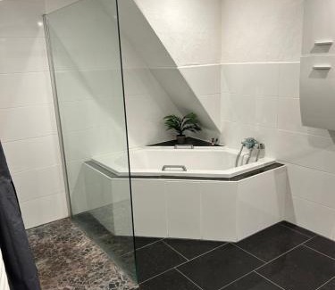 Kierspe Apartamento | Ferienwohnung Kierspe