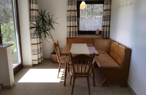 Bischofswiesen Apartamento | Ferienwohnung Klausgraben