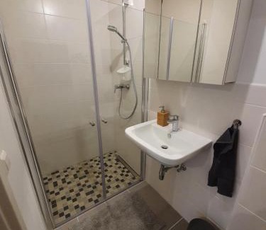 Zeiskam Apartamento | Ferienwohnung Kleine Südpfalz
