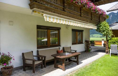 Schlitters Casa | Ferienwohnung Knabl