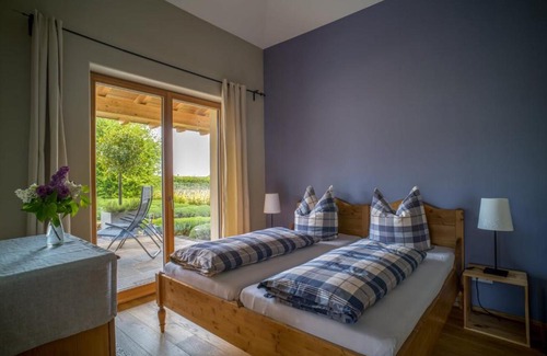 Edenkoben Apartamento | Ferienwohnung Kräutergarten Klostermühle