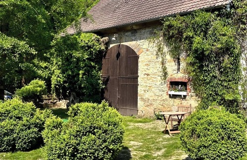 Altenbeken Apartamento | Ferienwohnung Kutscherstube auf dem Alten Forstamt im Teutoburger Wald