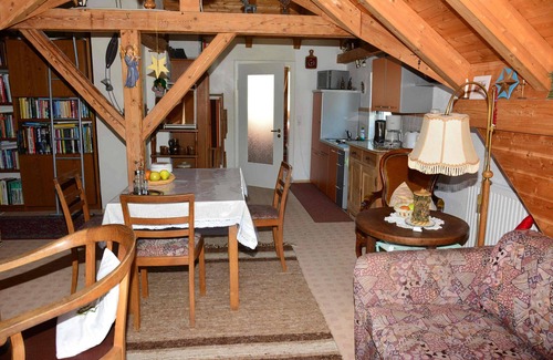 Diedorf Markt Apartamento | Ferienwohnung Leich