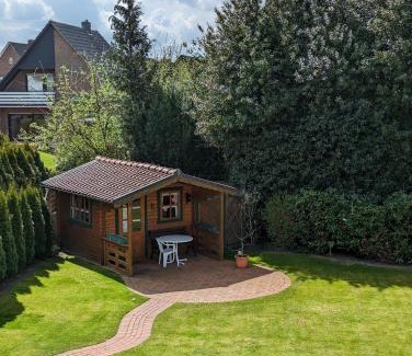 Meppen Apartamento | Ferienwohnung Leni erstes OG inkl Balkon Gartenblick kostenfreier Parkplatz stadtnah aber ruhig gelegen