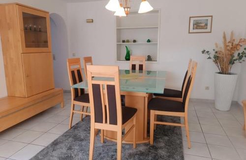 Dahlbruch Apartamento | Ferienwohnung Loher Weiher