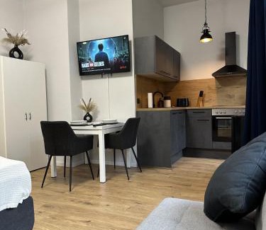 Nordfront Apartamento | Ferienwohnung Lorenz mit kostenlosem Parkplatz Netflix Boxspringbett Küche