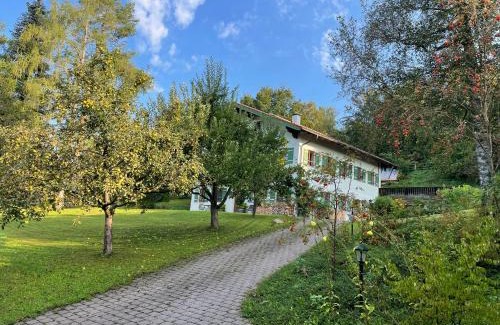 Saaldorf-Surheim Apartamento | Ferienwohnung Mühlenweg