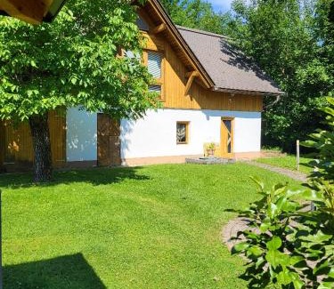 Augsdorf Apartamento | Ferienwohnung MaLu