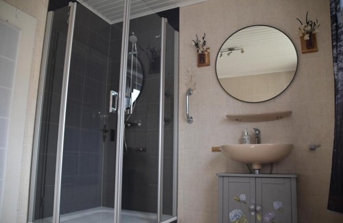 Lathen Apartamento | Ferienwohnung Manou`s Garten