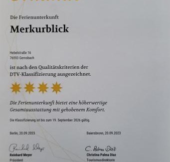Gernsbach Apartamento | Ferienwohnung Merkurblick