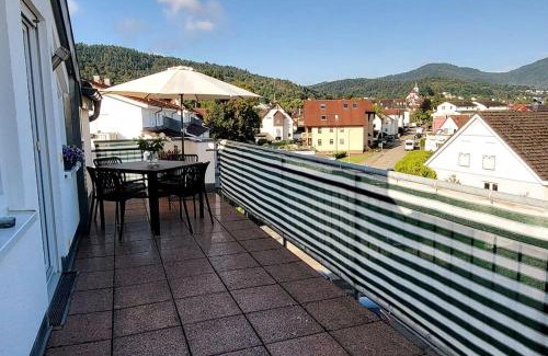 Gernsbach Apartamento | Ferienwohnung Merkurblick