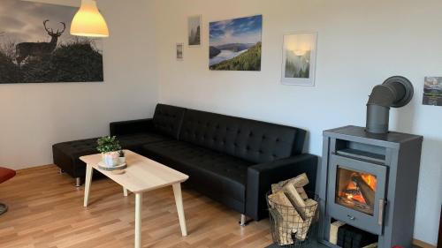 Feriendorf Frankenau Apartamento | Ferienwohnung Mimo direkt am Waldrand