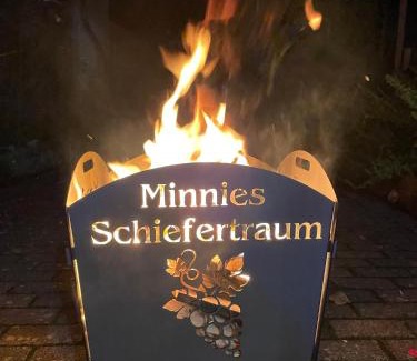 Brauneberg Apartamento | Ferienwohnung Minnies-Schiefertraum