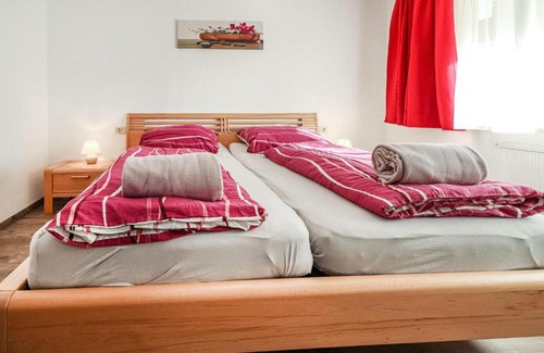 Wald am Arlberg Apartamento | Ferienwohnung Mit Ausblick