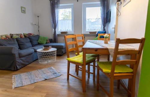 Weissenstadt Apartamento | Ferienwohnung Mit Balkon Und Zwei Schlafzimmern