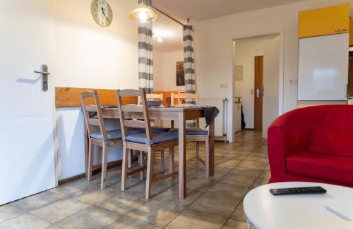 Weissenstadt Apartamento | Ferienwohnung Mit Balkon Und Geschirrspülmaschine