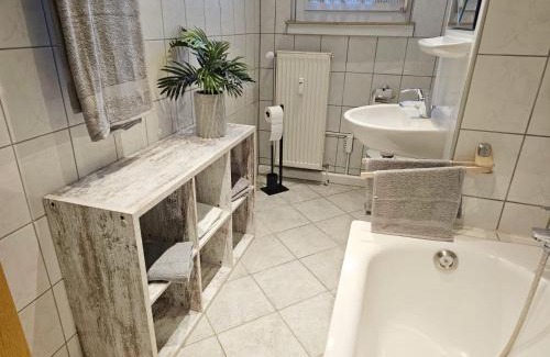 Weissenfels Apartamento | Ferienwohnung mit Balkon in Weißenfels