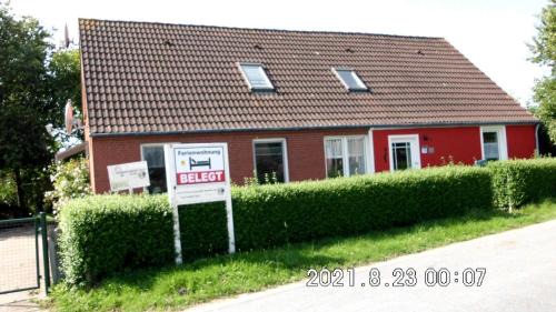 Altharlingersiel Apartamento | Ferienwohnung mit Terrasse und Parkplatz
