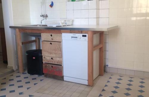 Furstenwerder Apartamento | Ferienwohnung mit großem Garten und Blick zum See