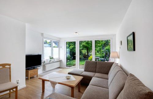 Pellenz Apartamento | Ferienwohnung mit Garten