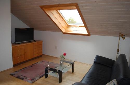Ottenhausen Apartamento | Ferienwohnung mit Pool