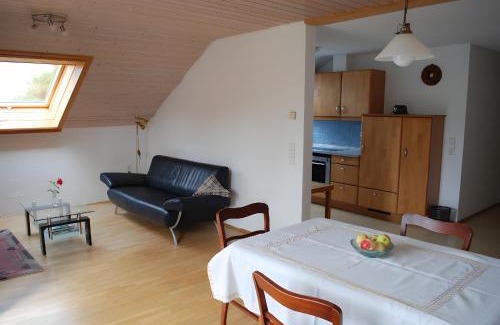 Ottenhausen Apartamento | Ferienwohnung mit Pool