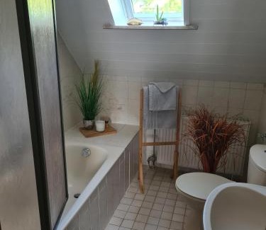 Pfeffingen Apartamento | Ferienwohnung mit toller Aussicht