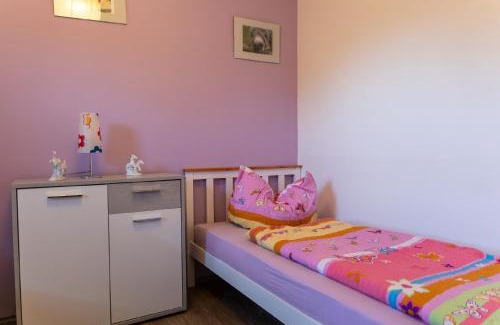 Weissenstadt Apartamento | Ferienwohnung Mit Zwei Schlafzimmern Und Balkon
