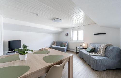 Murg Apartamento | Ferienwohnung Monteurzimmer Fährmann